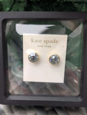 Kate Spade Goldtone Post Earrings With Bluish/Gray Facetted Stone. NWR